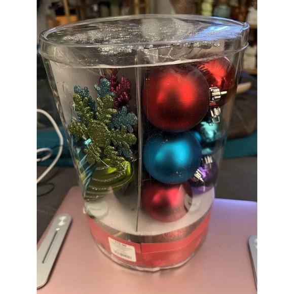 Merry Brite Christmas Tree Ornaments Set - Picture 1 of 4